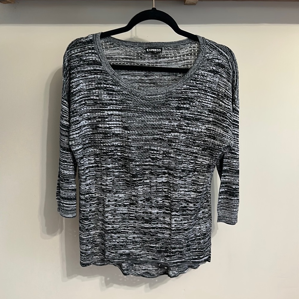 Express Grey 3/4 Length Sleeve Thin Sweater